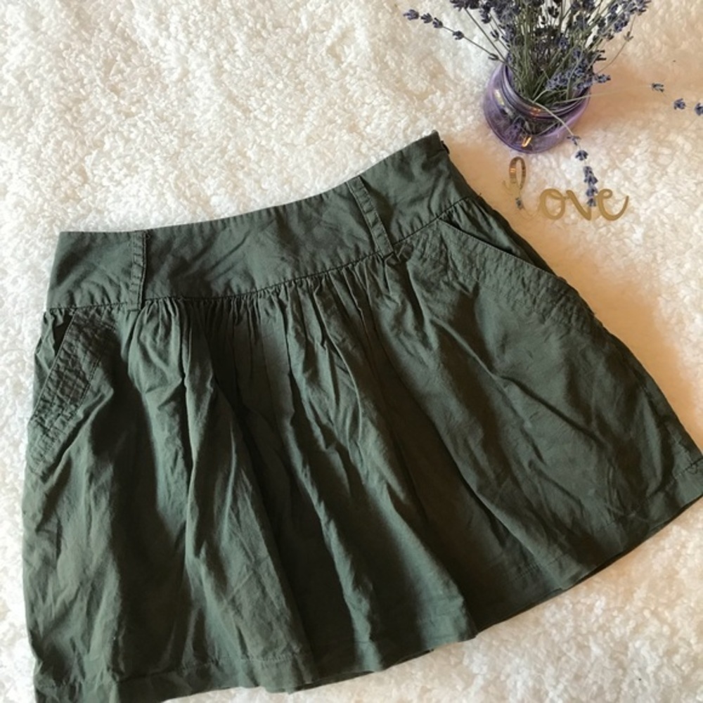 Forever 21 Green Khaki Skirt